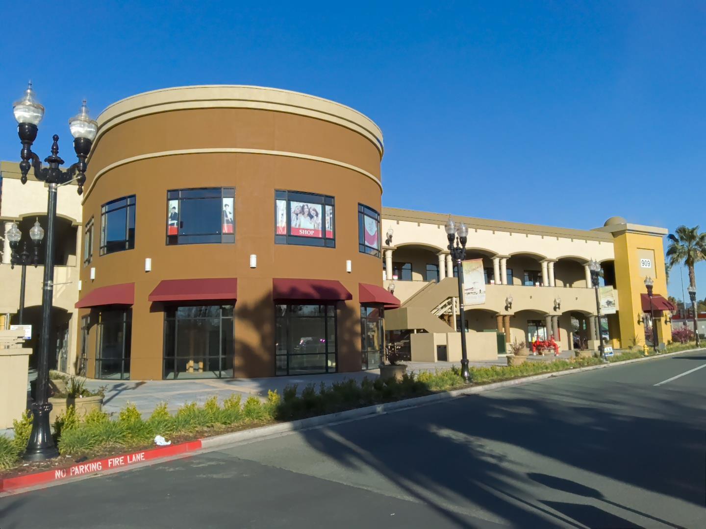 909 Story Road, SAN JOSE, California 95122, ,Comm Industrial For Sale,For Sale,Story Road,40965418