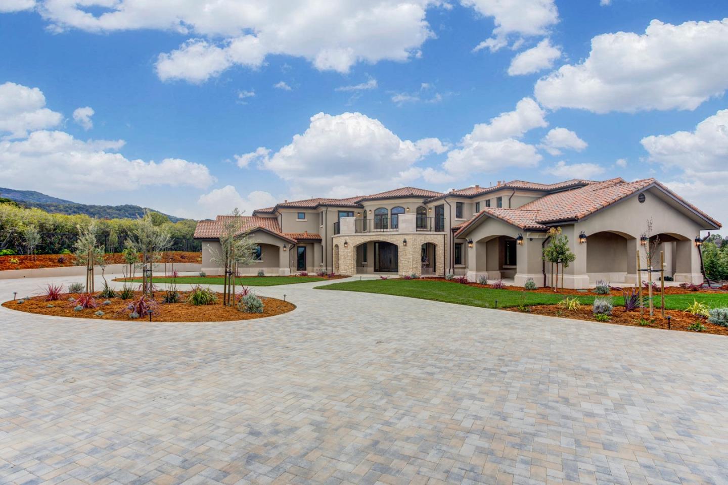 11768 Maria LN, Los Altos Hills, CA 94024 Sotheby's International