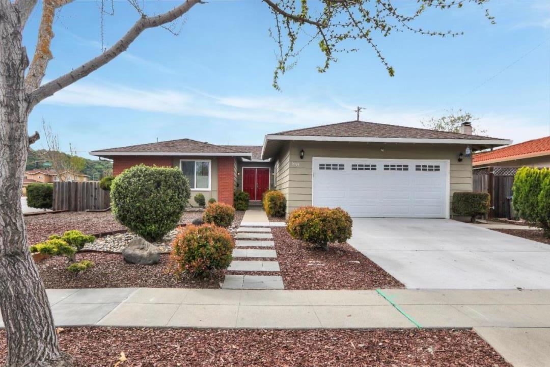 Front Image Thumbnail for 6099 Salida Del Sol, San Jose, CA, 95123