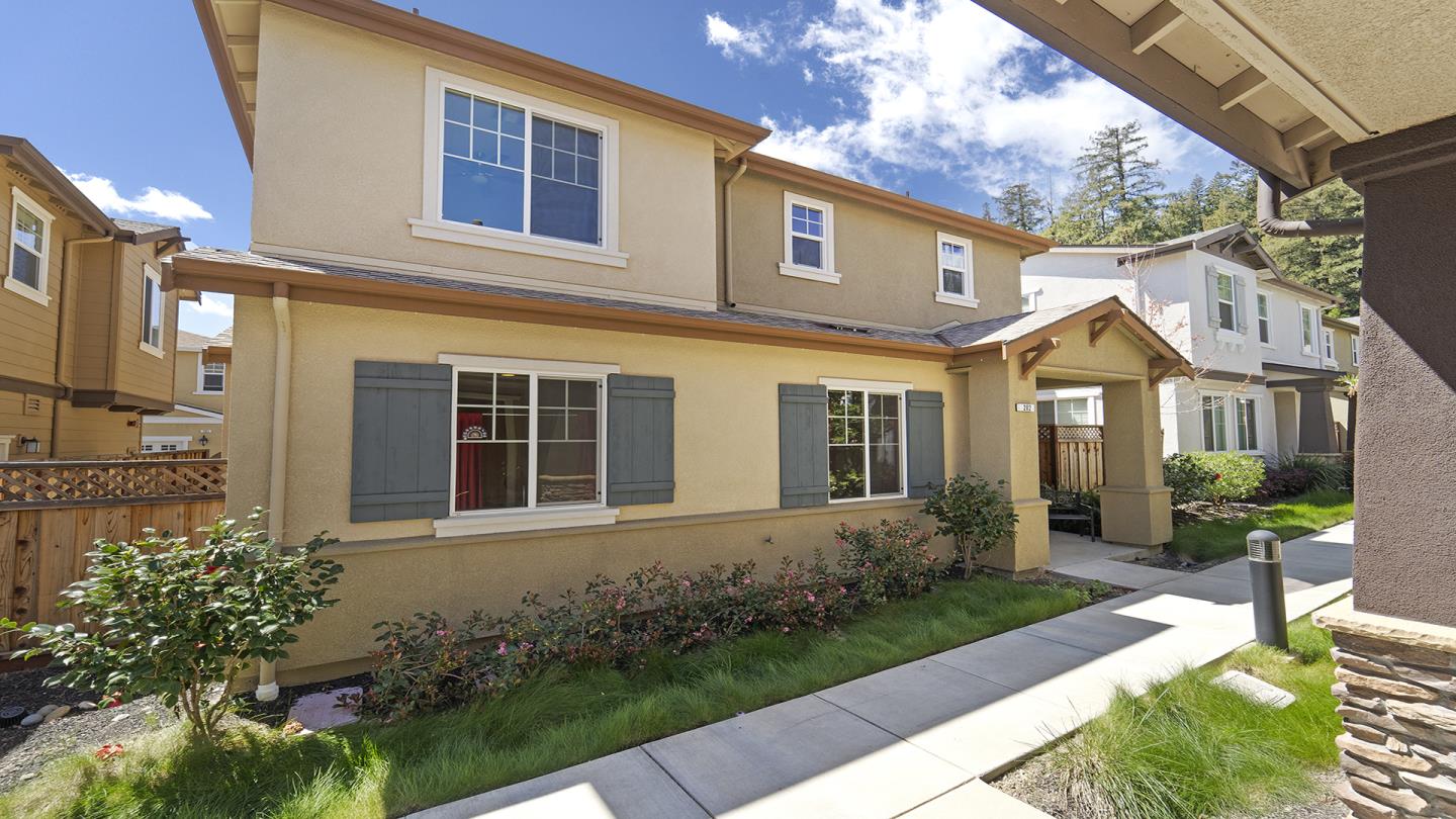 Detail Gallery Image 1 of 1 For 202 Gold Ct, Scotts Valley,  CA 95066 - 3 Beds | 2/1 Baths