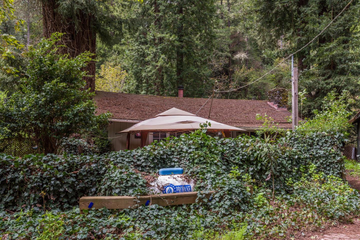 8125 La Honda Rd, La Honda, CA 94020 Beds Baths (Active