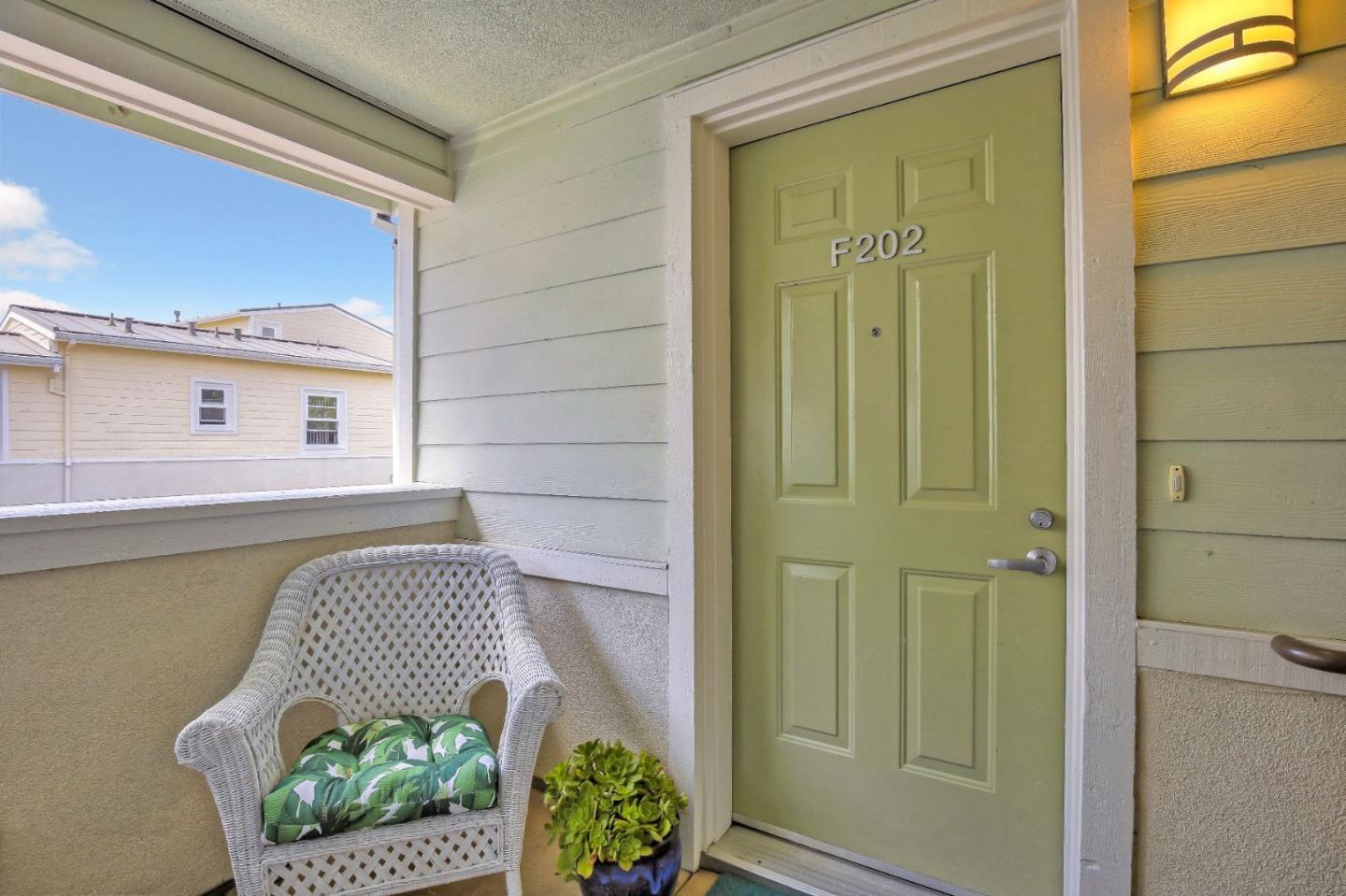 Detail Gallery Image 1 of 1 For 1066 41st Ave #F202,  Capitola,  CA 95010 - 1 Beds | 1 Baths