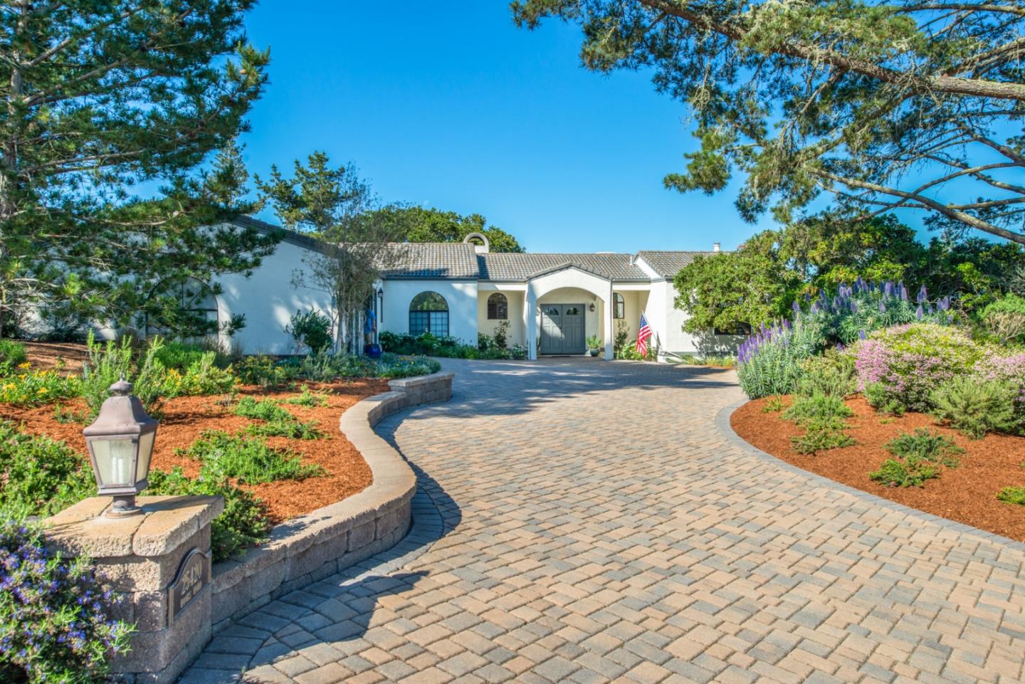 25420 Boots RD, Monterey, CA 93940 Sotheby's International Realty, Inc.