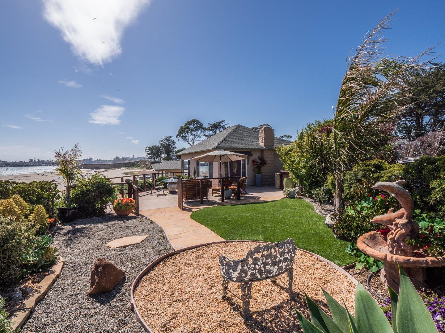 105 Seabright AVE, Santa Cruz, CA 95062 Sotheby's International