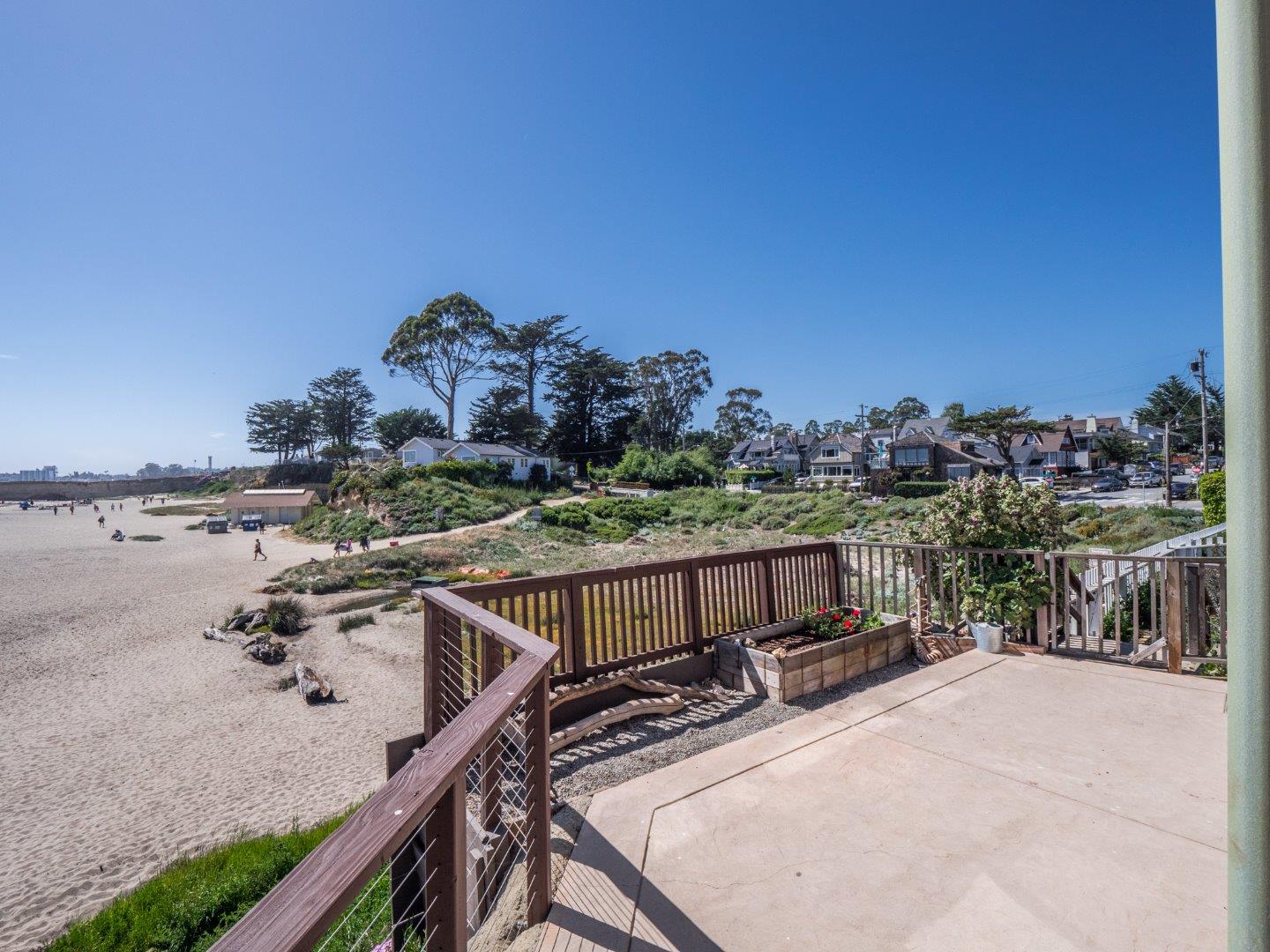 105 Seabright AVE, Santa Cruz, CA 95062 Sotheby's International