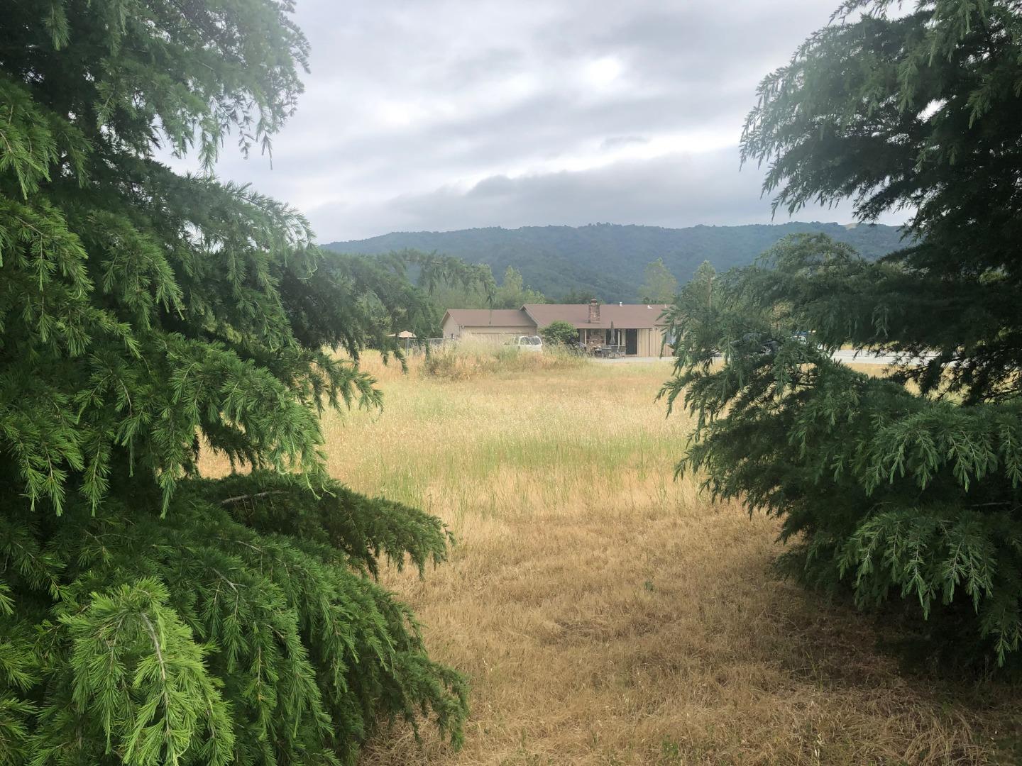 1520 Hecker Pass Highway, GILROY, California 95020, ,Lots And Land,For Sale,Hecker Pass Highway,40964366