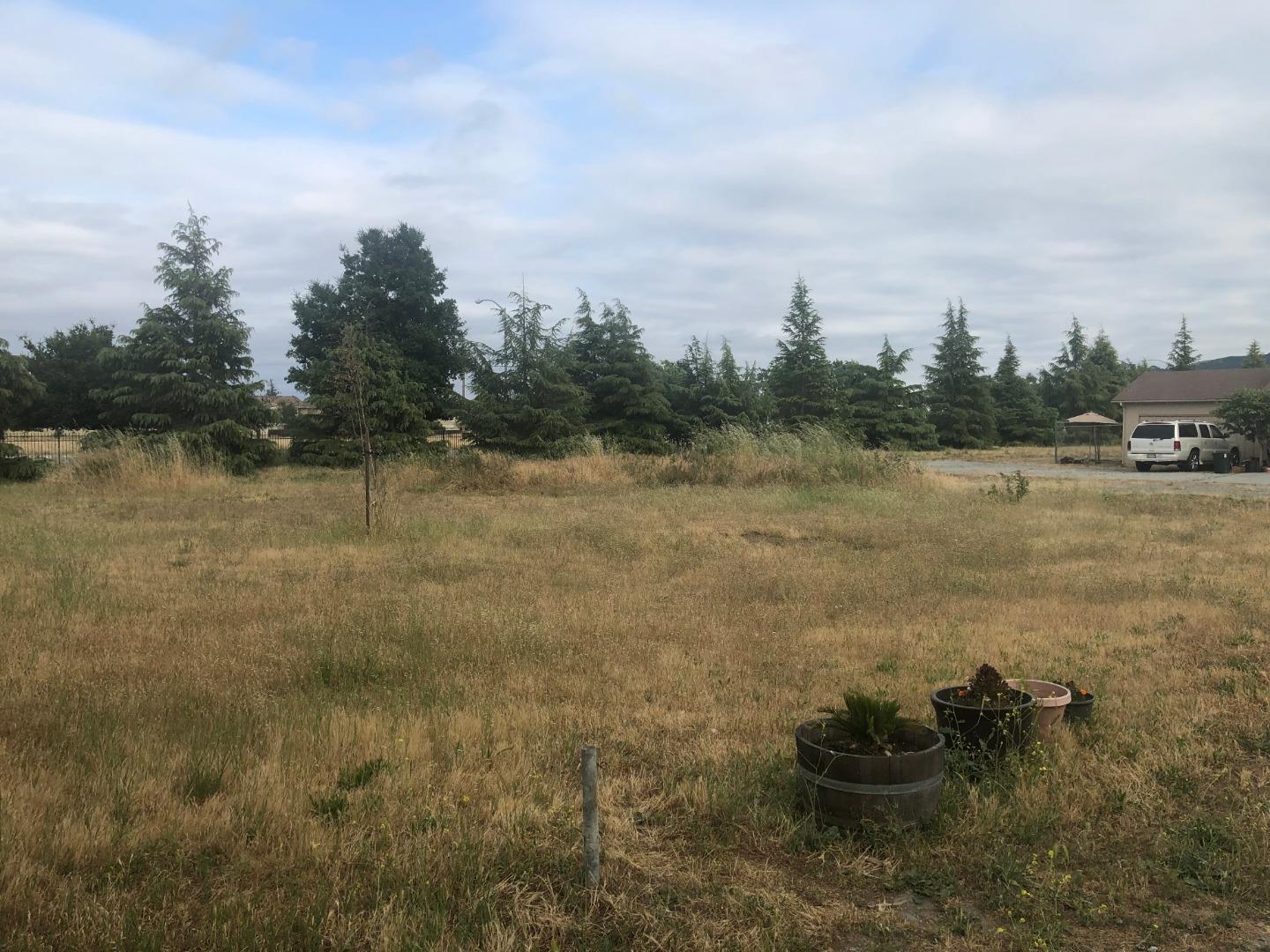 1520 Hecker Pass Highway, GILROY, California 95020, ,Lots And Land,For Sale,Hecker Pass Highway,40964366