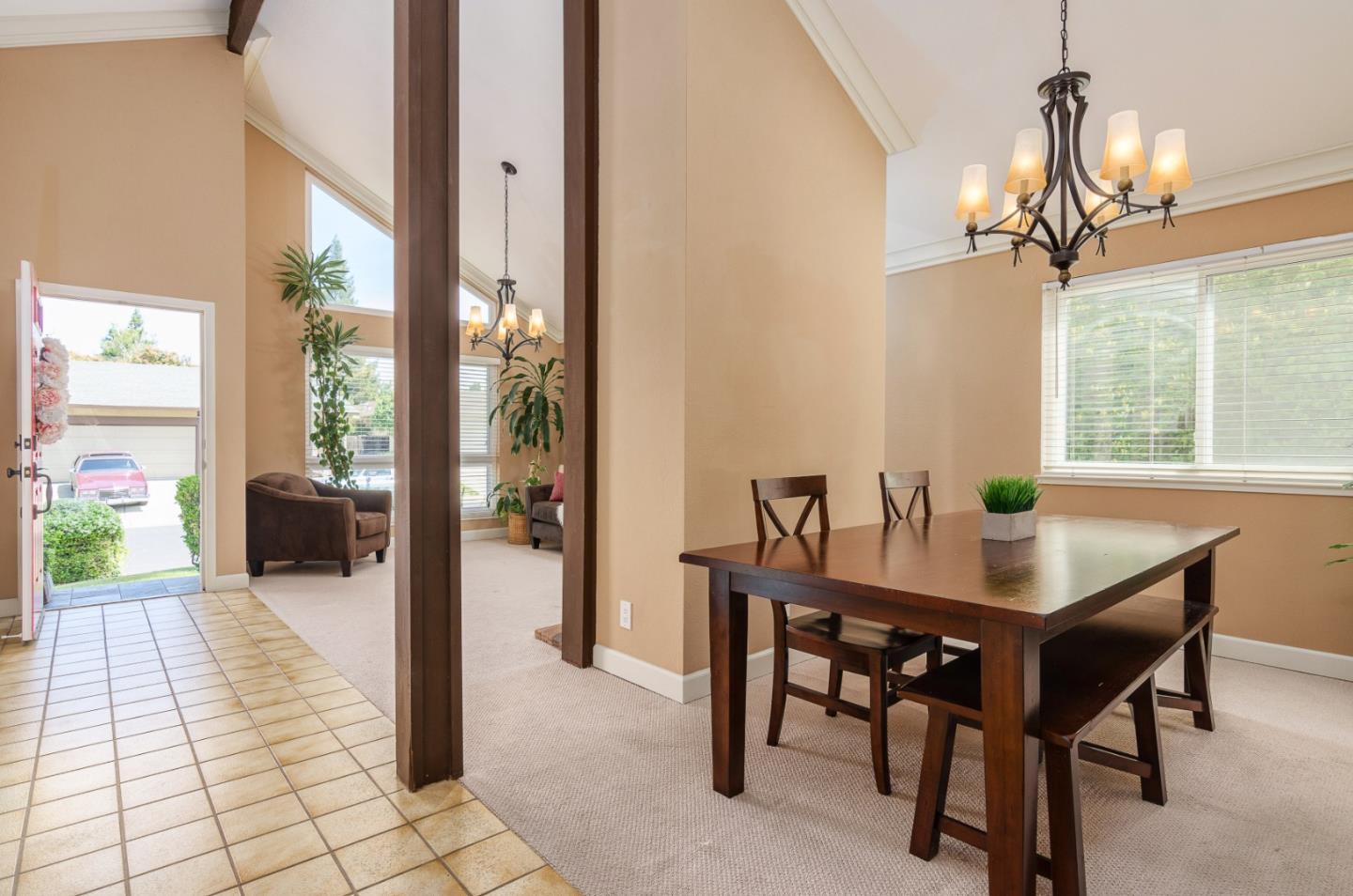 Concord Ca Single Family Home With 3 Bedrooms And 2 Bathrooms