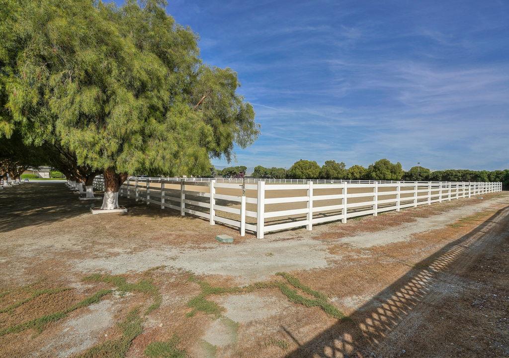 24000 Potter Road, SALINAS, California 93908, ,Comm Lots And Land,For Sale,Potter Road,40962287