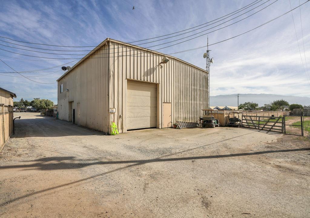 24000 Potter Road, SALINAS, California 93908, ,Comm Lots And Land,For Sale,Potter Road,40962287