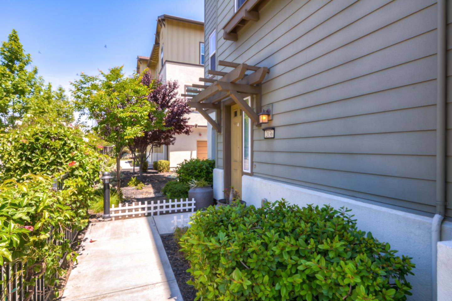 2036 Berryessa Rd, San Jose, CA 95133 3 Beds 2/1 Baths (Expired) ML81754434 MLSL