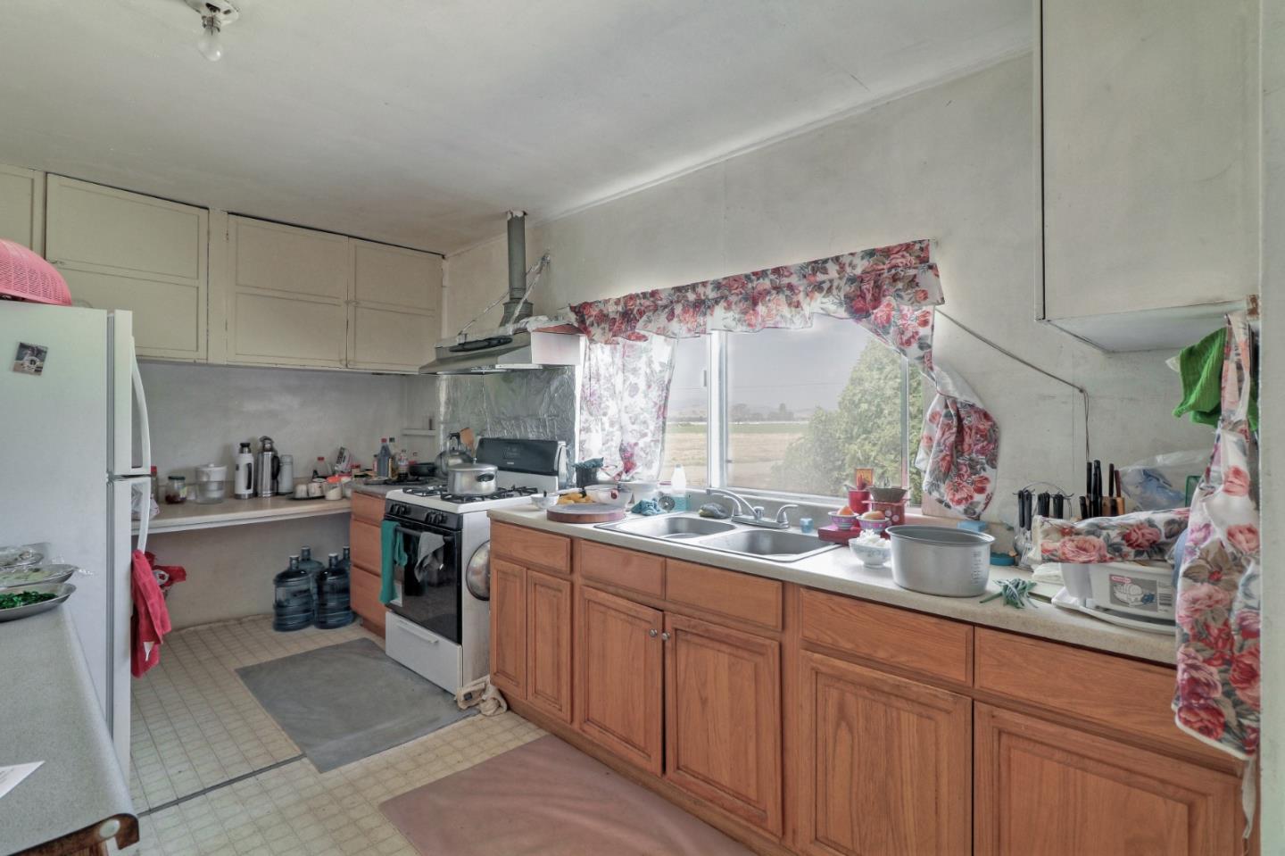 7416-7450 Crews Road, GILROY, California 95020, ,Lots And Land,For Sale,Crews Road,40967381