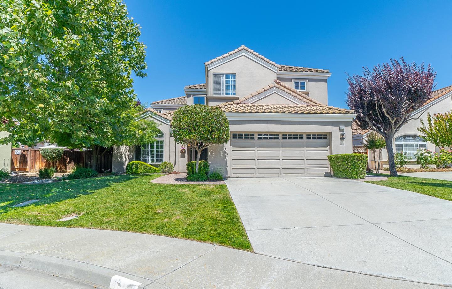 Detail Gallery Image 1 of 1 For 14752 Excaliber Dr, Morgan Hill,  CA 95037 - 4 Beds | 2/1 Baths
