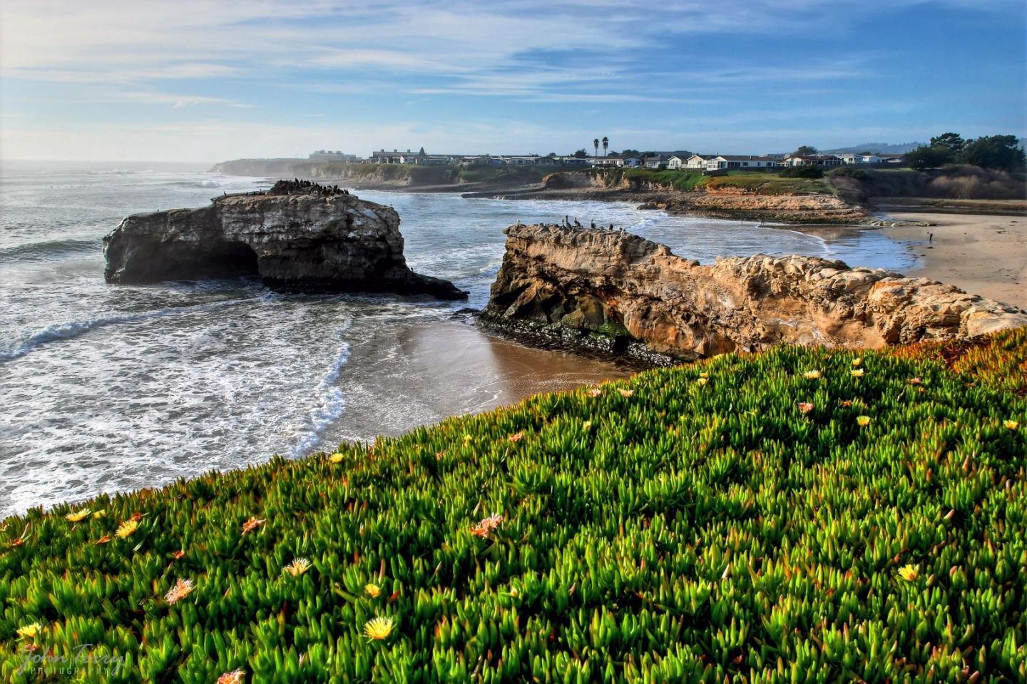 1820 West Cliff Drive, Santa Cruz, CA 95060 3 Beds 2 Baths