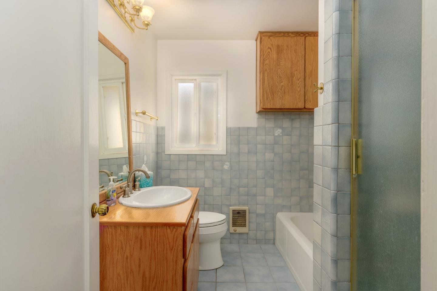 1820 West Cliff Drive, Santa Cruz, CA 95060 3 Beds 2 Baths