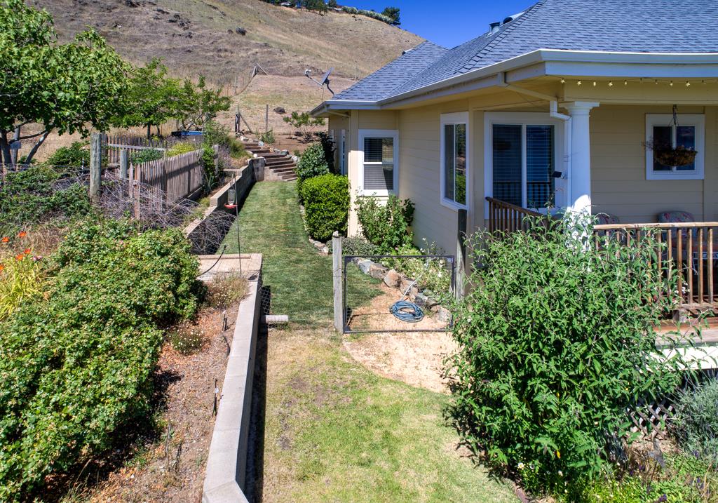 3947 Lakeshore BLVD, Lakeport, CA 95453 Sotheby's International