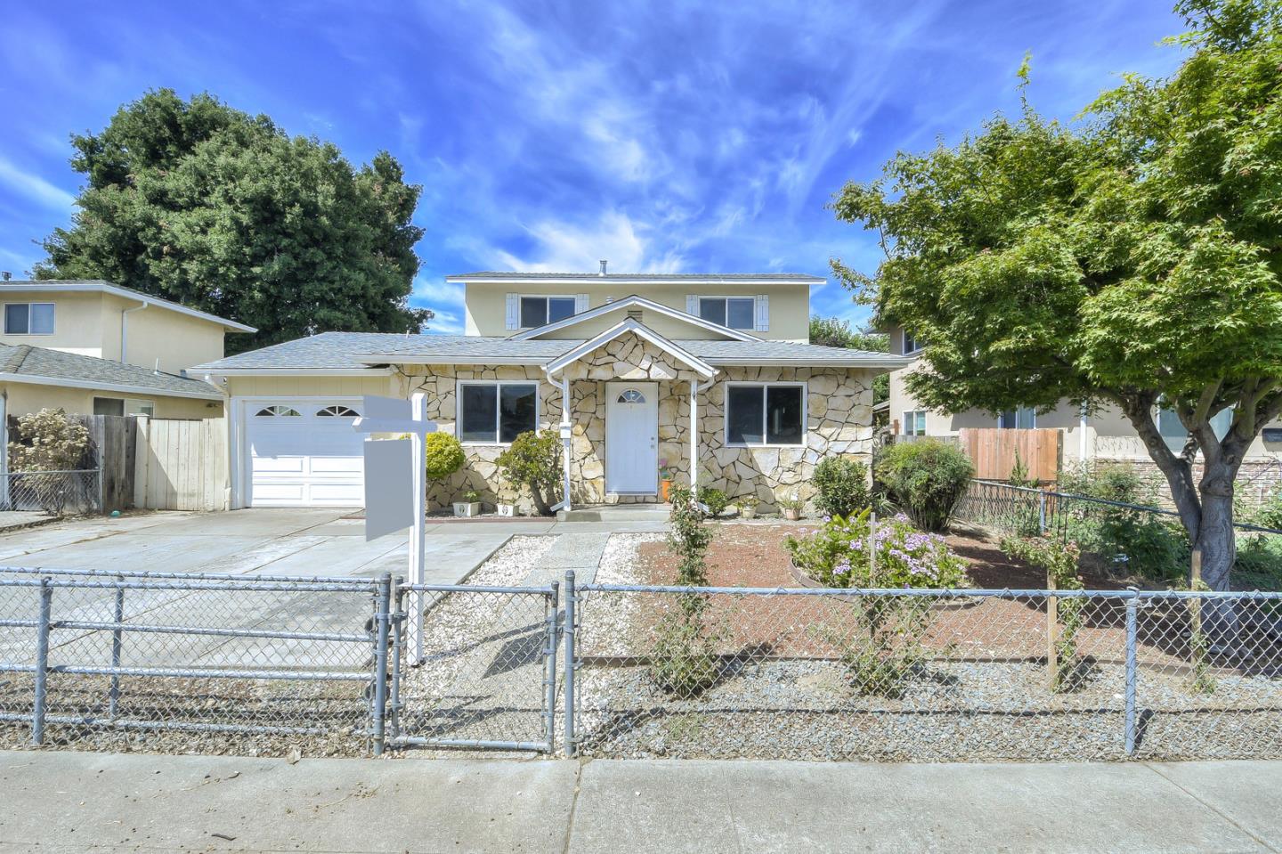 Detail Gallery Image 1 of 1 For 2741 Aida Ave, San Jose,  CA 95122 - 4 Beds | 2 Baths