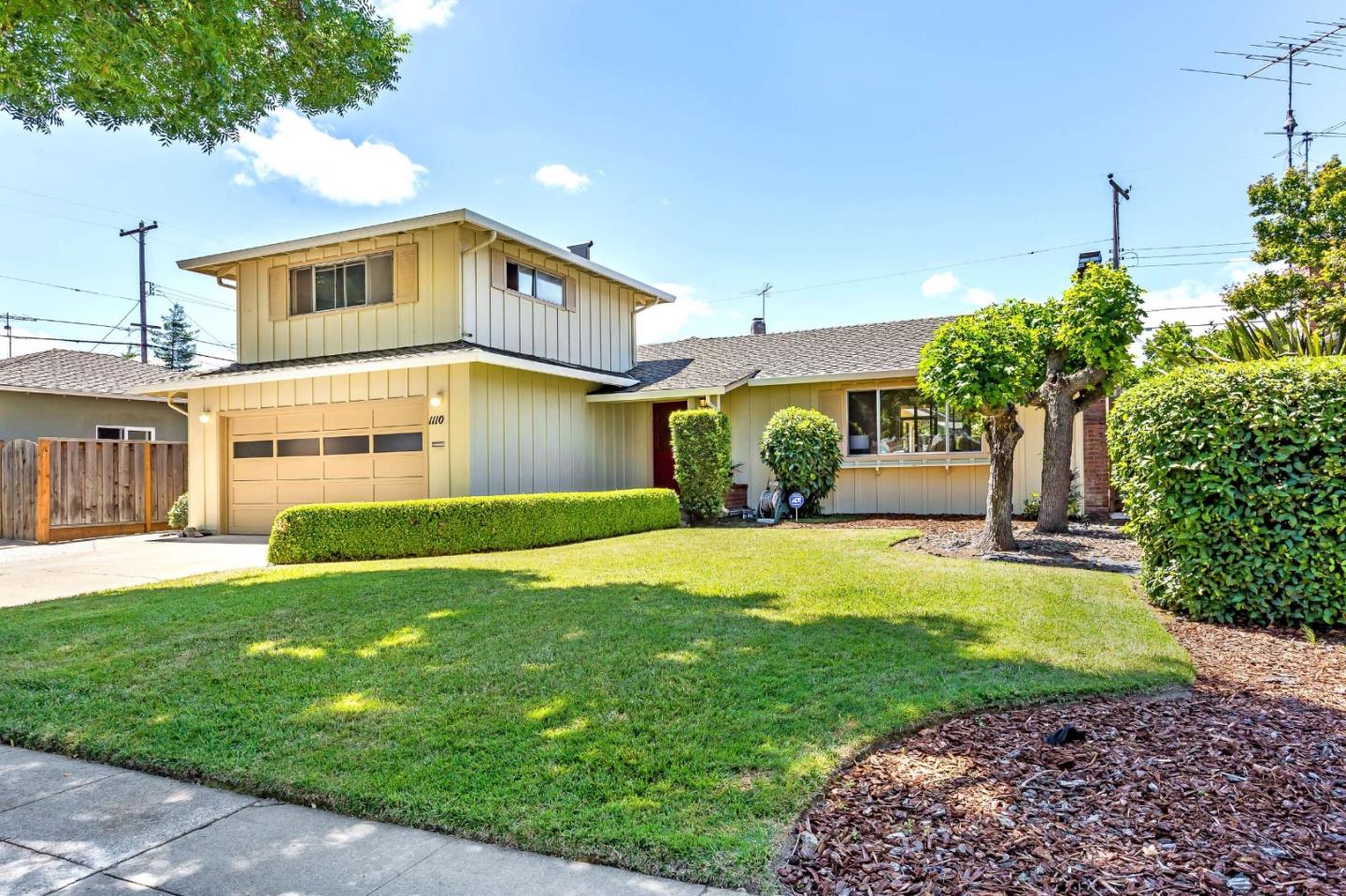 1110 Merrimac Dr, Sunnyvale, CA 94087 4 Beds 3 Baths (Sold