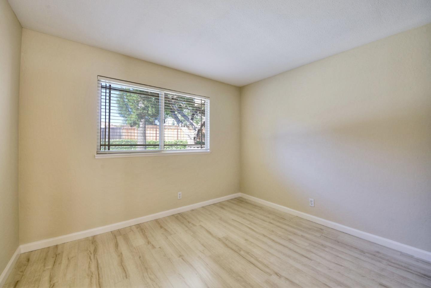Laminate Flooring On Garage Walls LAMINATE FLOORING