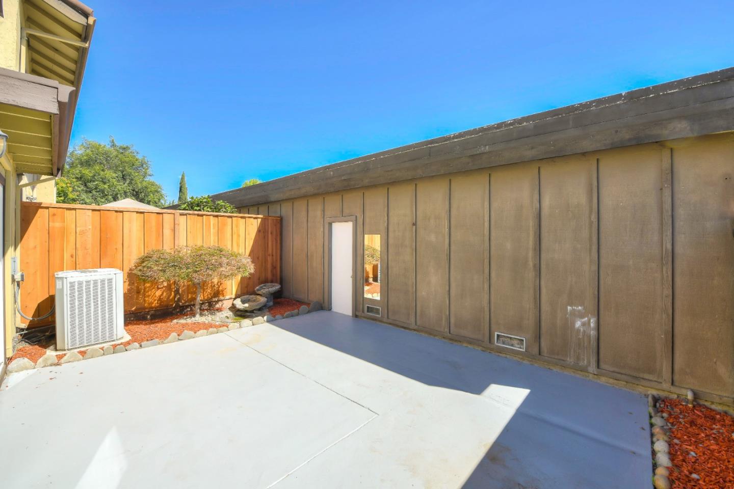 Laminate Flooring On Garage Walls LAMINATE FLOORING