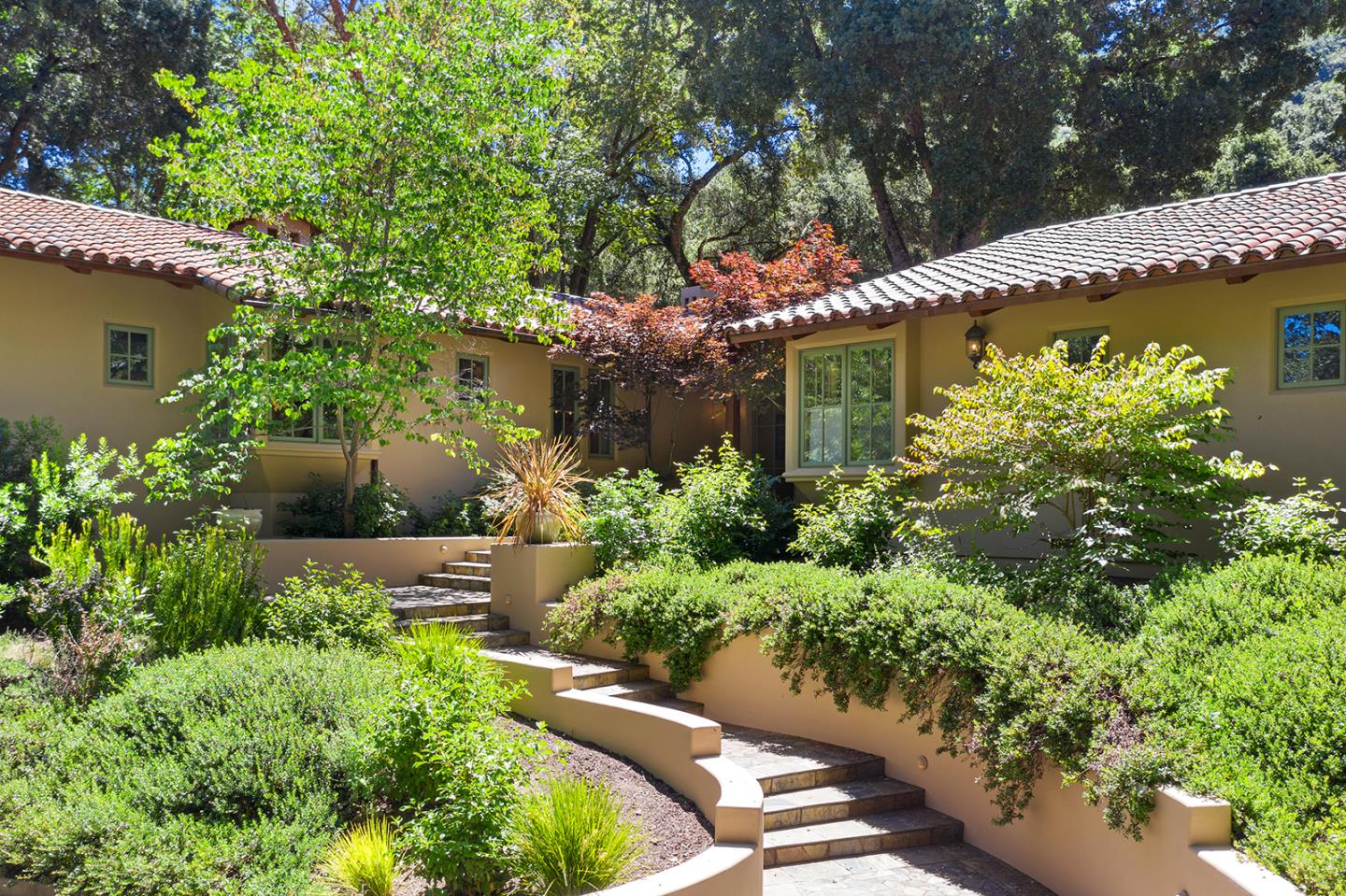 16 Arroyo Sequoia, Carmel, CA 93923 Sotheby's International Realty, Inc.