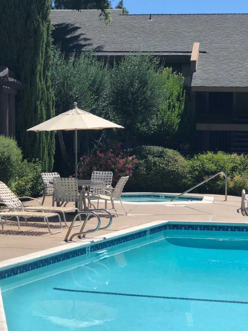 pool patio and more campbell on 185 Union Avenue 71 Campbell Ca 95008 439 000 Mls 81760866 Cole Riese Com