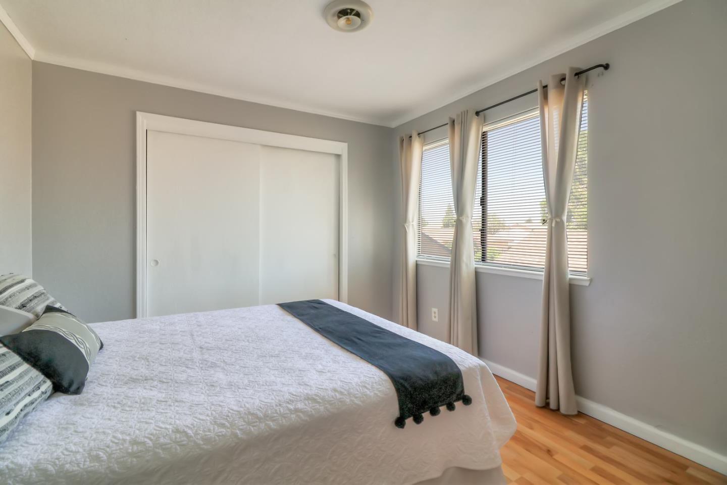 Detail Gallery Image 10 of 17 For 801 Nash Rd #C2,  Hollister,  CA 95023 - 3 Beds | 1/1 Baths