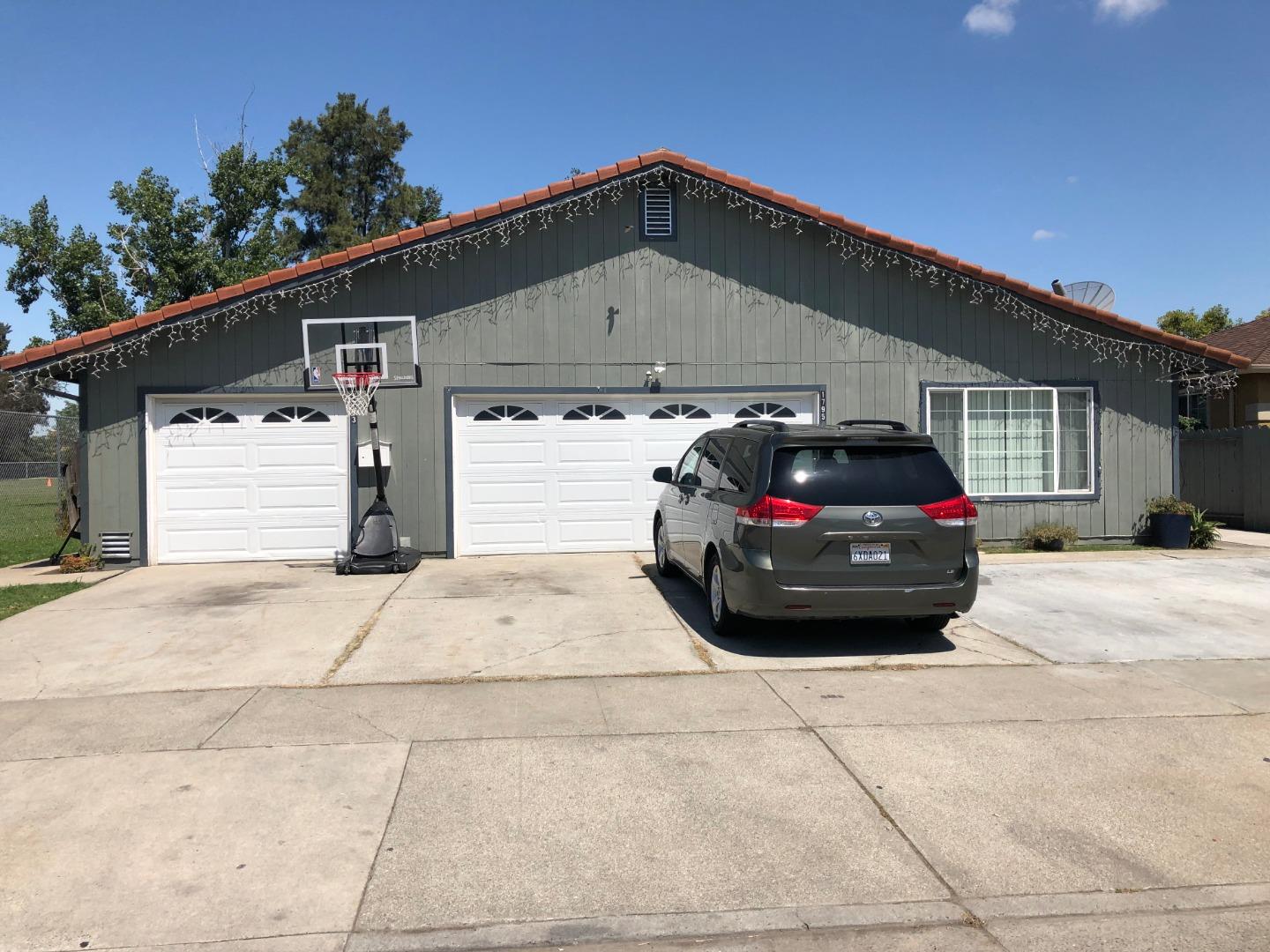 1793 1795 Cortez Avenue San Jose Ca 95122 970 000 Www