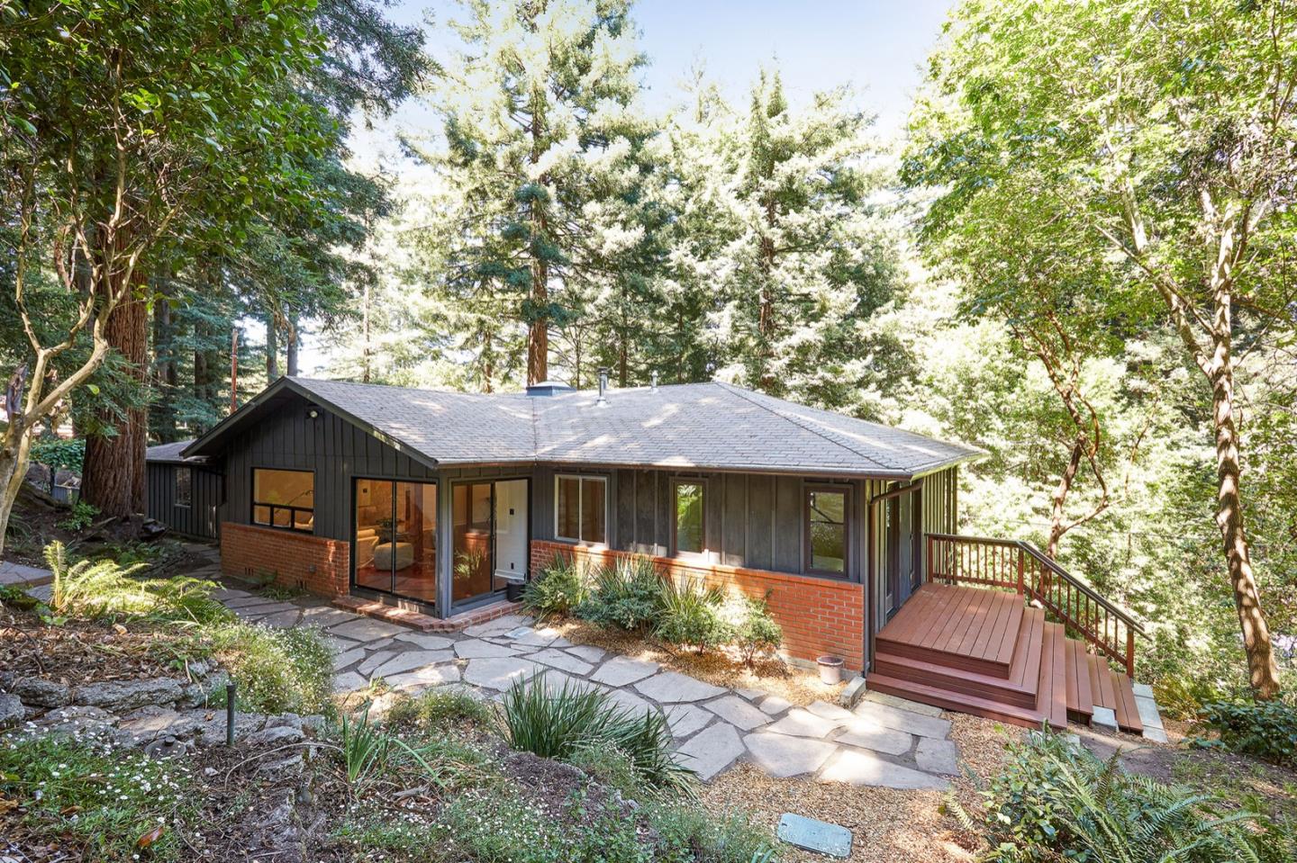 27 Big Tree Rd, Woodside, CA 94062 3 Beds 3 Baths (Sold
