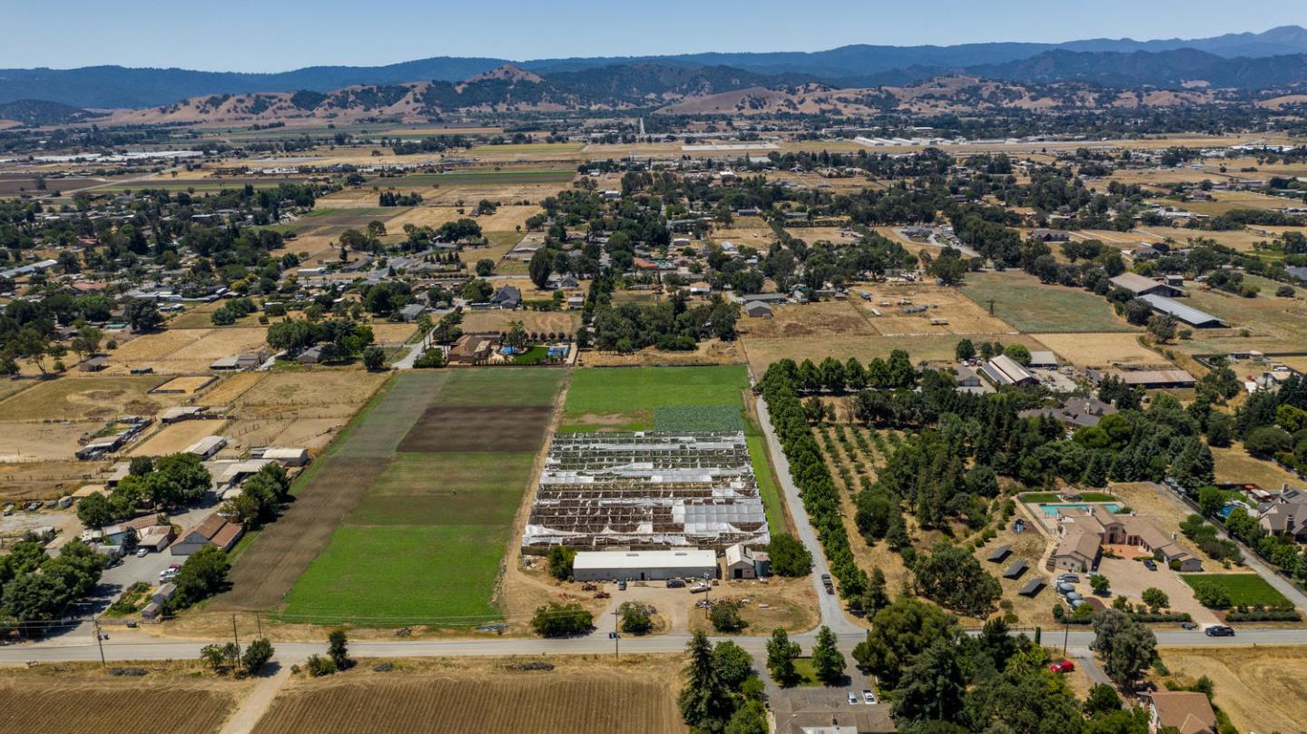 12475 Foothill Avenue, SAN MARTIN, California 95046, ,Lots And Land,For Sale,Foothill Avenue,40962154