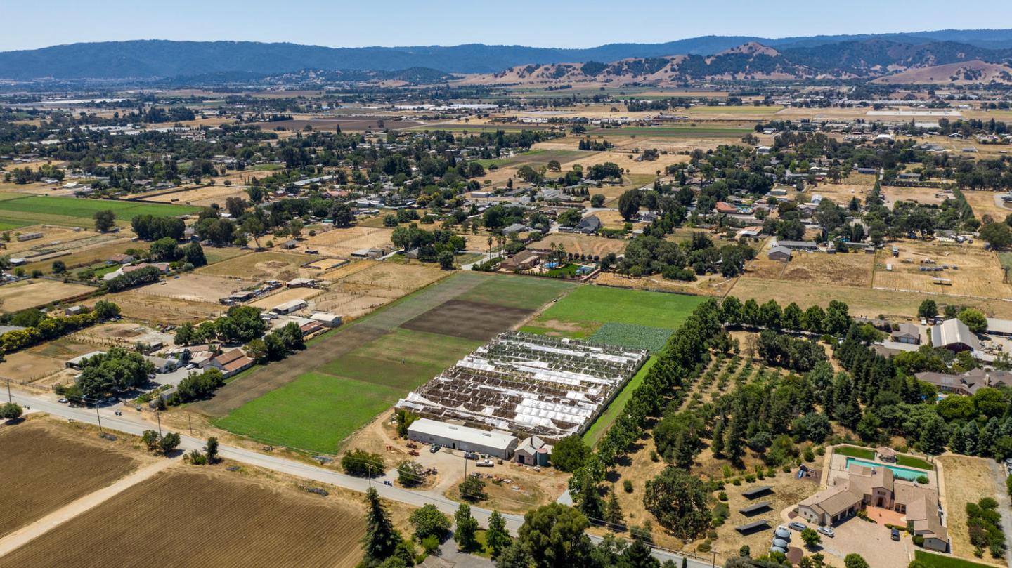 12475 Foothill Avenue, SAN MARTIN, California 95046, ,Lots And Land,For Sale,Foothill Avenue,40962154