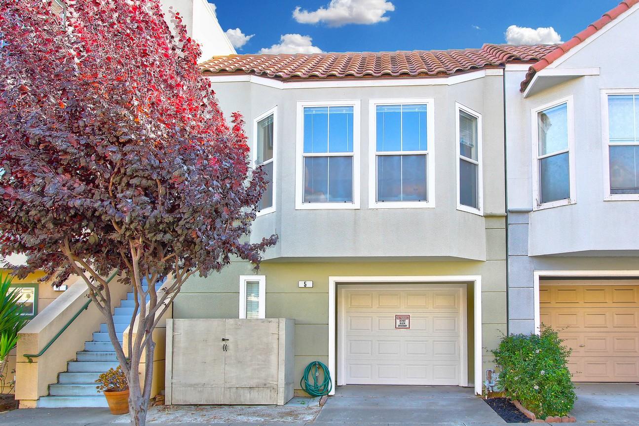 5 Lydia Ave, San Francisco, CA 94124 3 Beds 2 Baths (Sold
