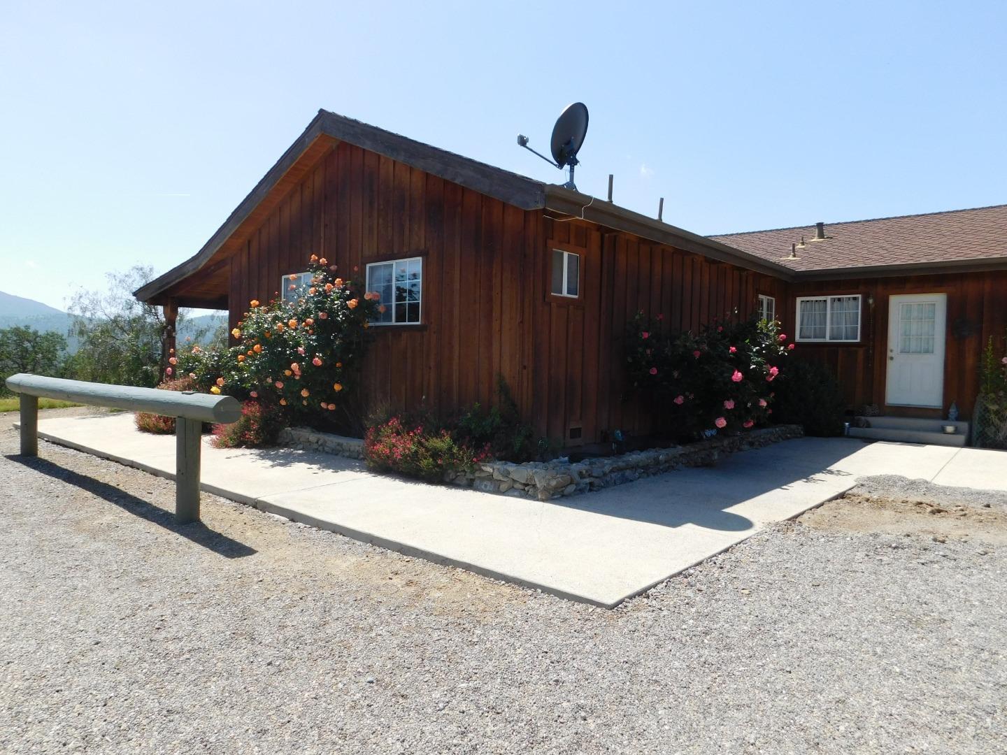 20334 Panoche Rd, Paicines, CA 95043 2 Beds 2/1 Baths (Canceled) ML81763158 MLSL