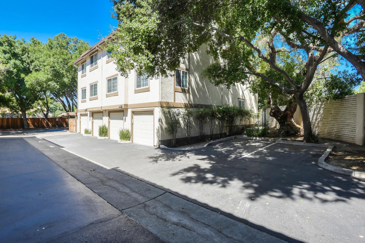 977 Warburton Ave 304, Santa Clara, CA 95050 2 Beds 2 Baths (Sold