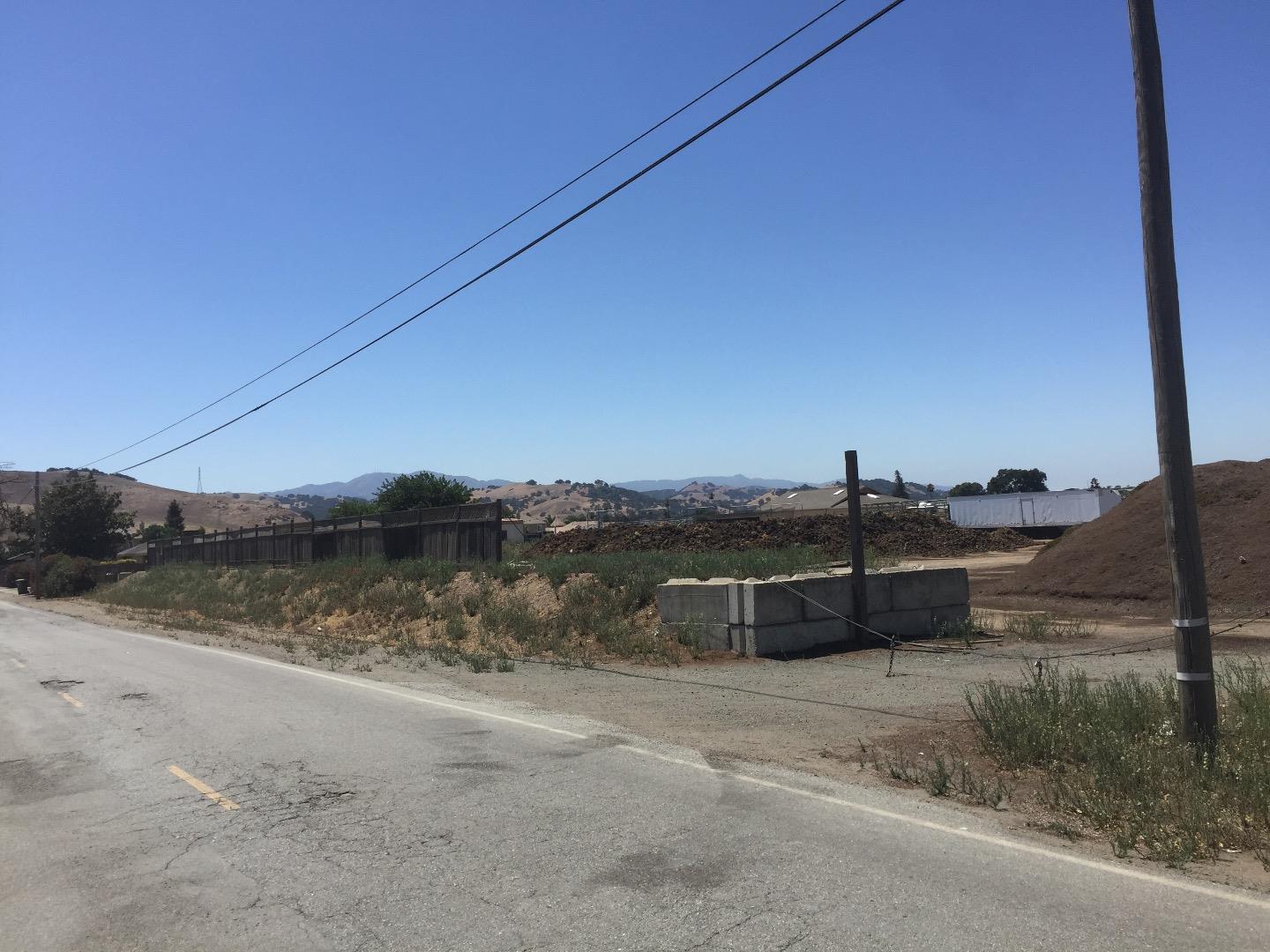 355 Peebles, MORGAN HILL, California 95037, ,Lots And Land,For Sale,Peebles,40964470