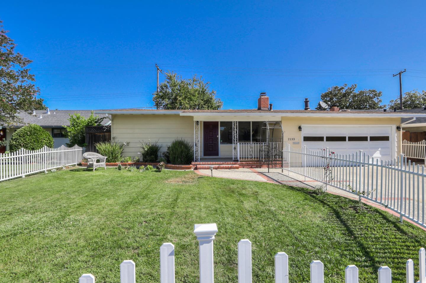 2133 Pruneridge Ave, Santa Clara, CA 95050  3 Beds  1 Baths (Sold