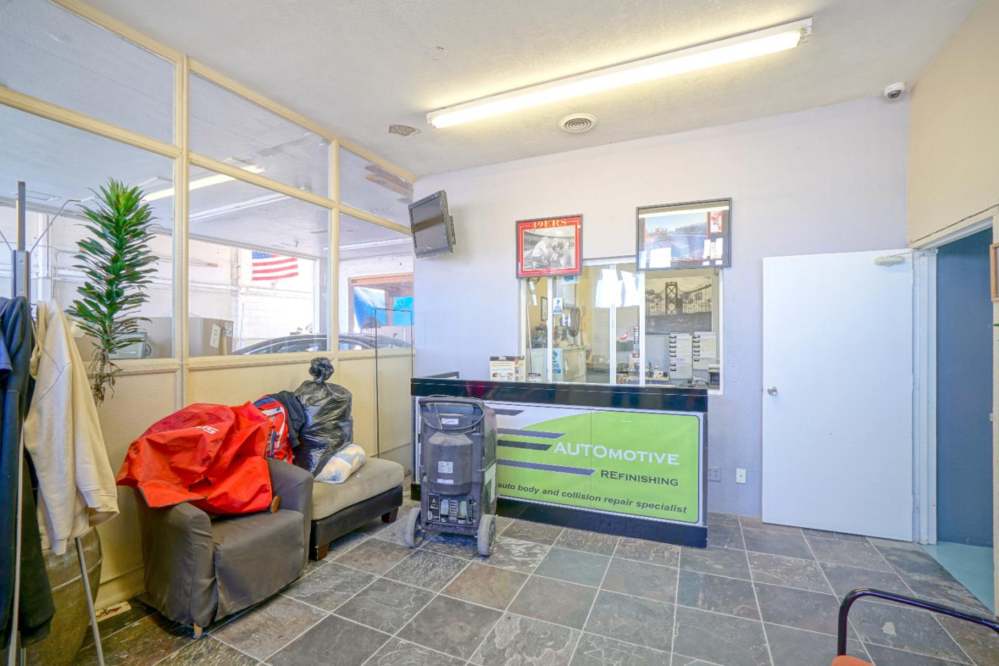 860 San Mateo Avenue, SAN BRUNO, California 94066, ,Comm Industrial For Sale,For Sale,San Mateo Avenue,40962181