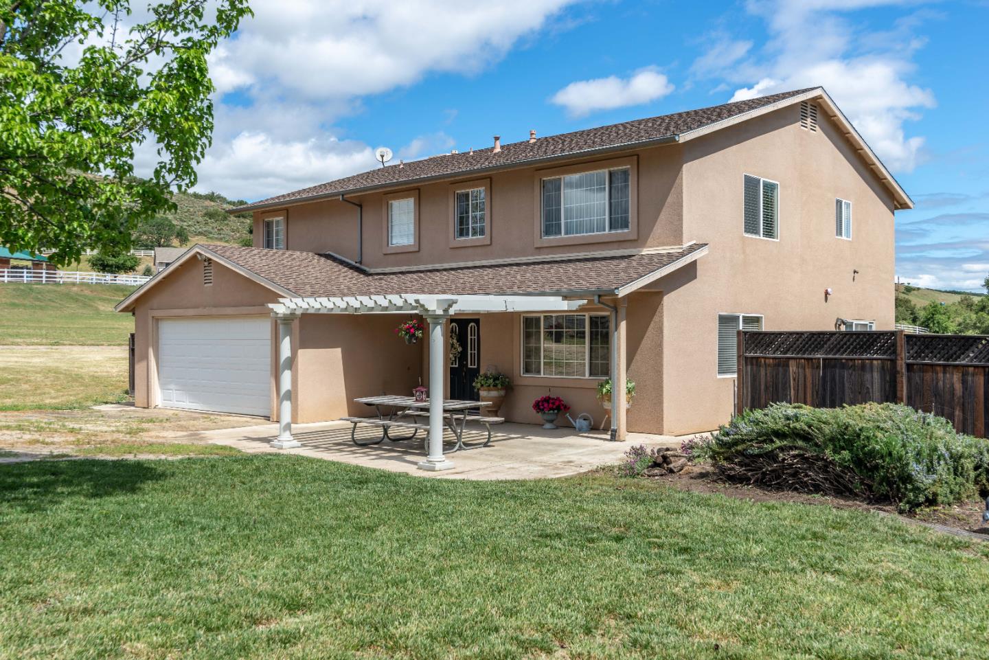 Detail Gallery Image 1 of 1 For 45163 Palomino Rd, King City,  CA 93930 - 4 Beds | 2/1 Baths