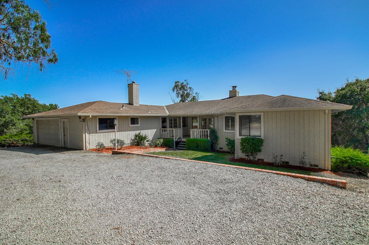 427 Carpenteria Rd, Aromas, CA 95004 3 Beds 2/1 Baths (Sold) ML81766776 MLSL