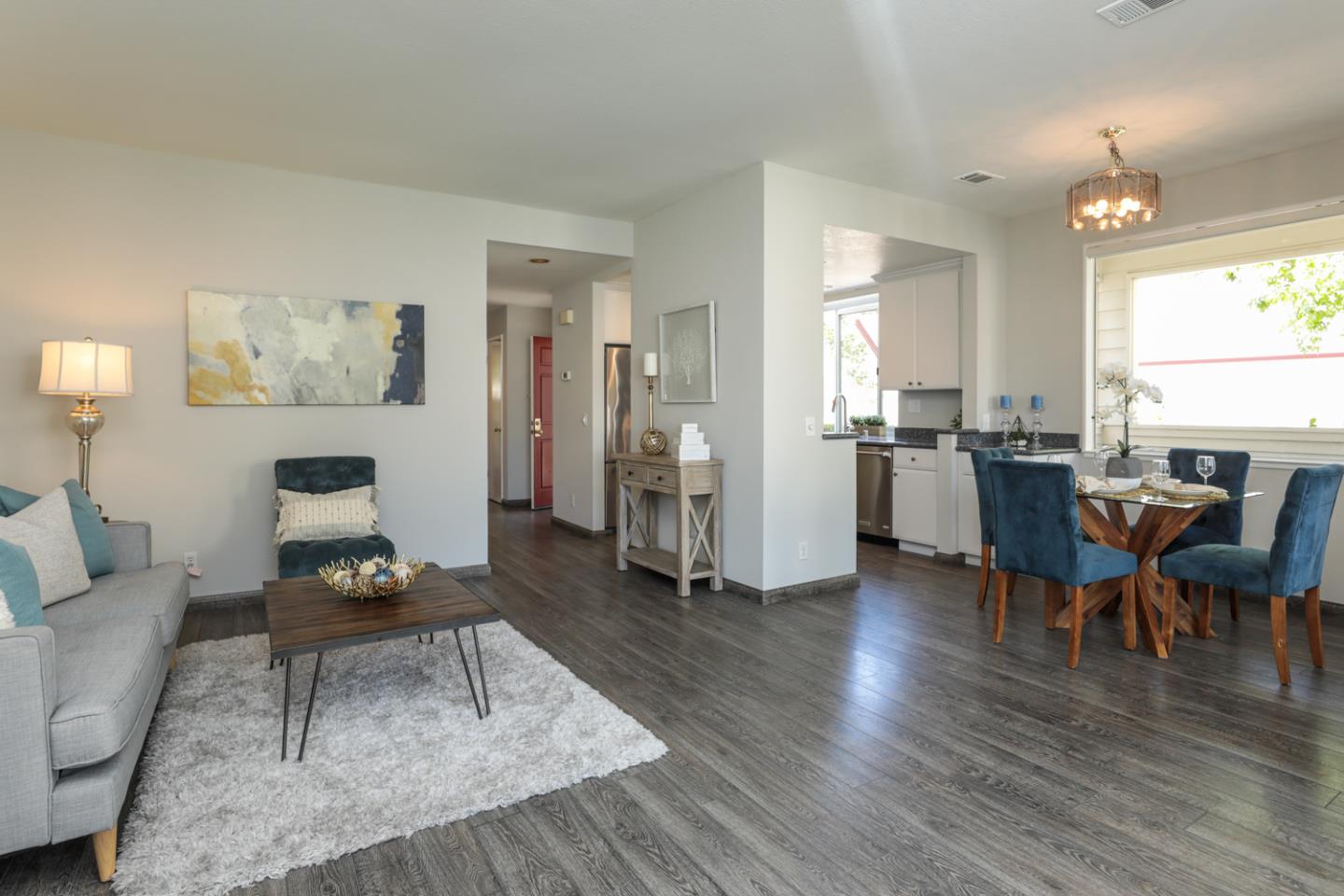 Detail Gallery Image 1 of 1 For 1901 Chelsea Way, Redwood City,  CA 94061 - 1 Beds | 1 Baths