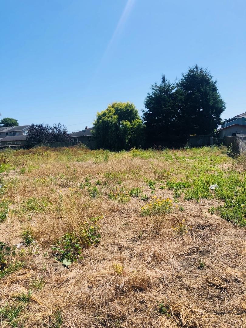 0 Carmel Avenue, EL GRANADA, California 94018, ,Lots And Land,For Sale,Carmel Avenue,40967390