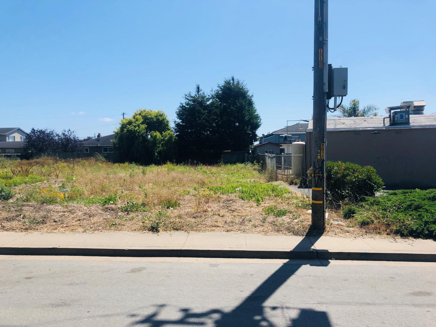 0 Carmel Avenue, EL GRANADA, California 94018, ,Lots And Land,For Sale,Carmel Avenue,40967390