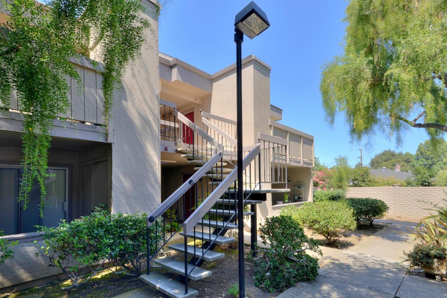 Detail Gallery Image 1 of 1 For 863 W California Ave #X,  Sunnyvale,  CA 94086 - 2 Beds | 1/1 Baths