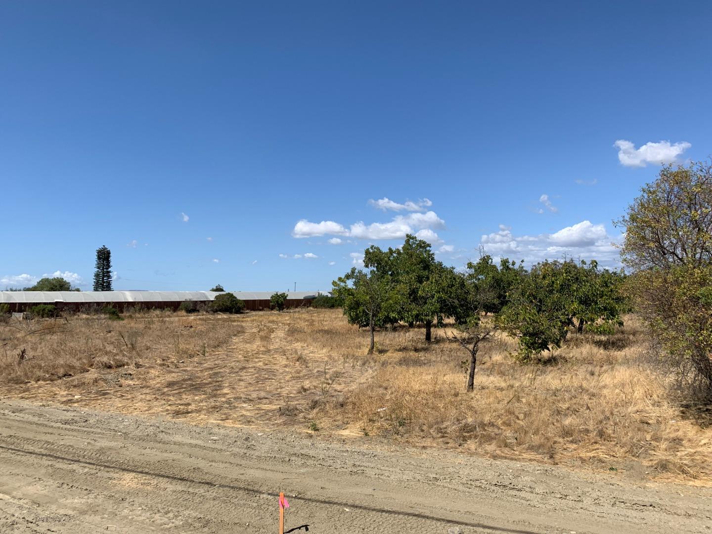 0 Southside Road, HOLLISTER, California 95023, ,Lots And Land,For Sale,Southside Road,40962133