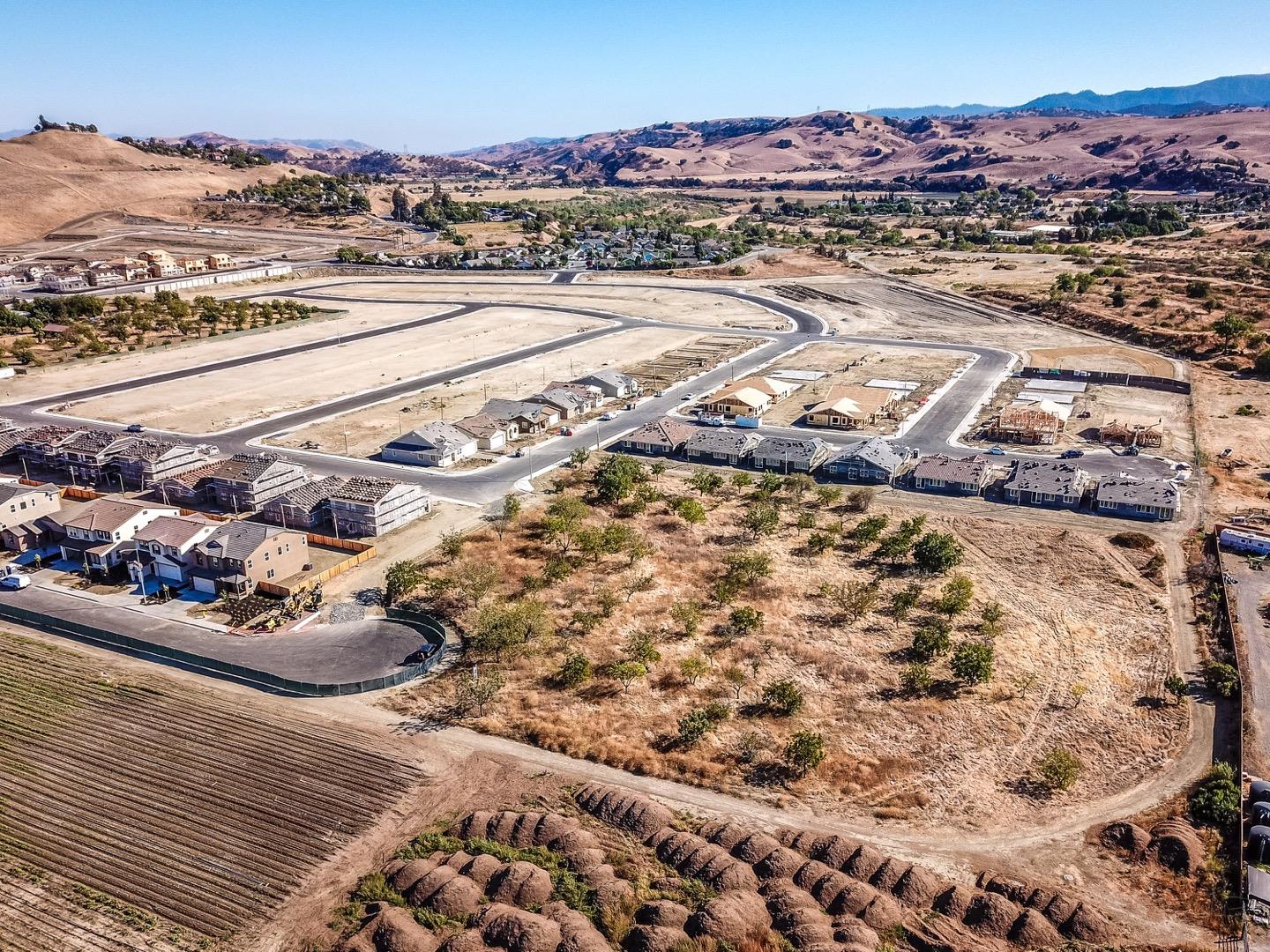 0 Southside Road, HOLLISTER, California 95023, ,Lots And Land,For Sale,Southside Road,40962133