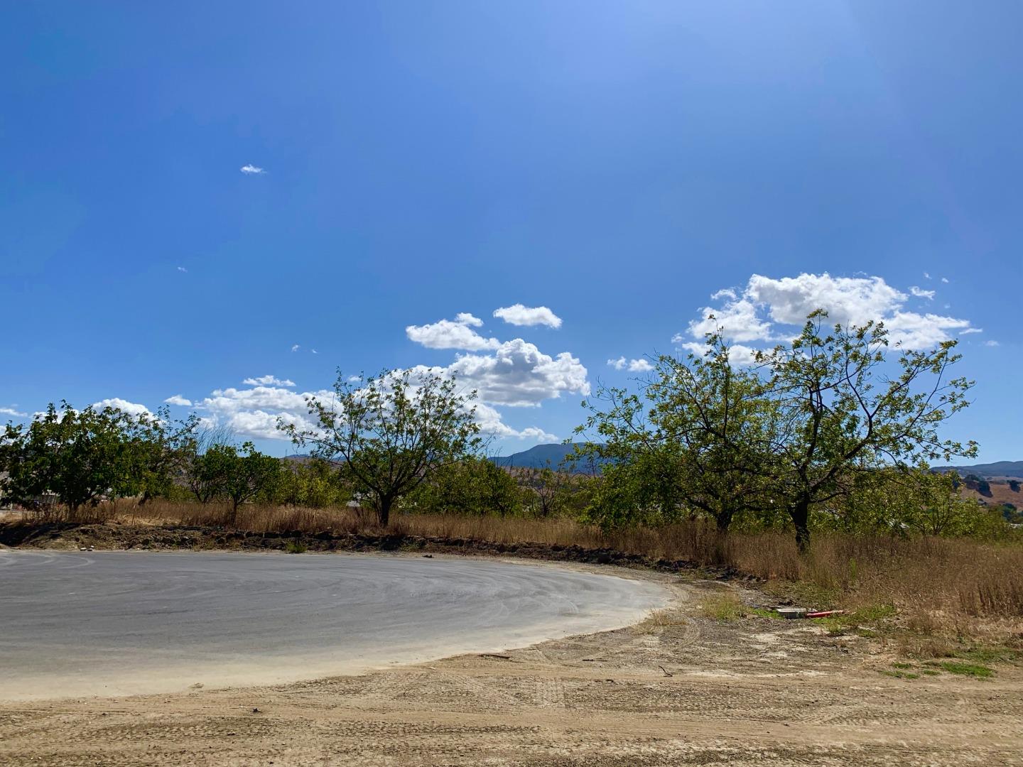 0 Southside Road, HOLLISTER, California 95023, ,Lots And Land,For Sale,Southside Road,40962133