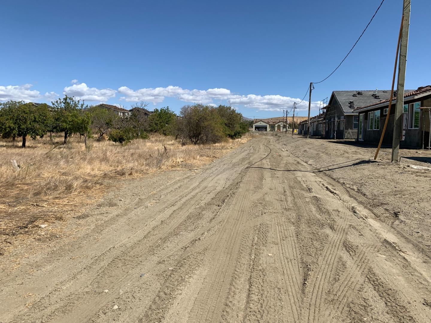 0 Southside Road, HOLLISTER, California 95023, ,Lots And Land,For Sale,Southside Road,40962133