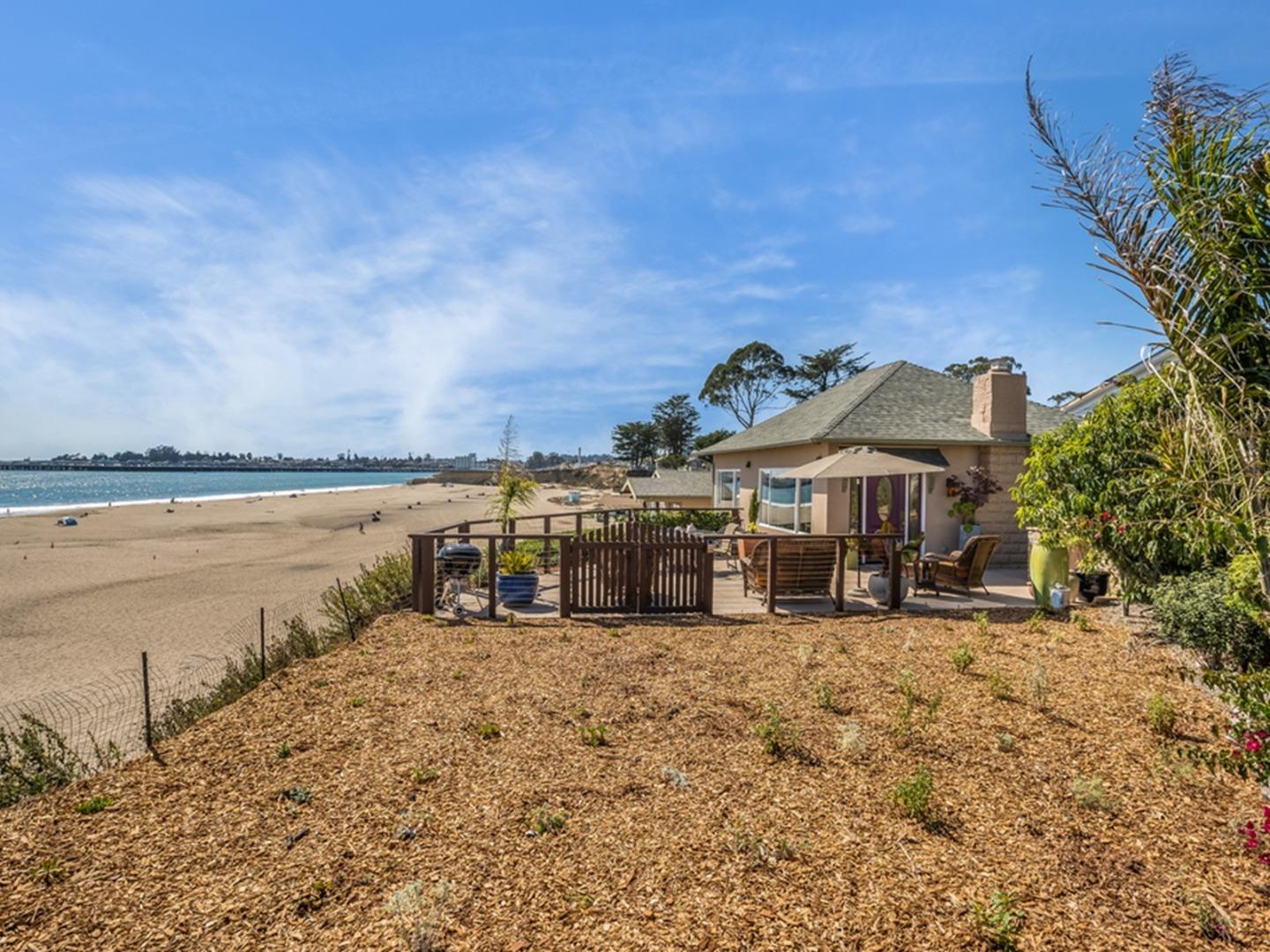 105 Seabright Ave, Santa Cruz, CA 95062 3 Beds 2 Baths (Canceled) ML81768781 MLSL