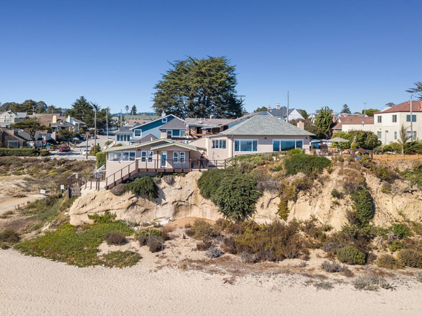105 Seabright Ave, Santa Cruz, CA 95062 3 Beds 2 Baths (Canceled) ML81768781 MLSL