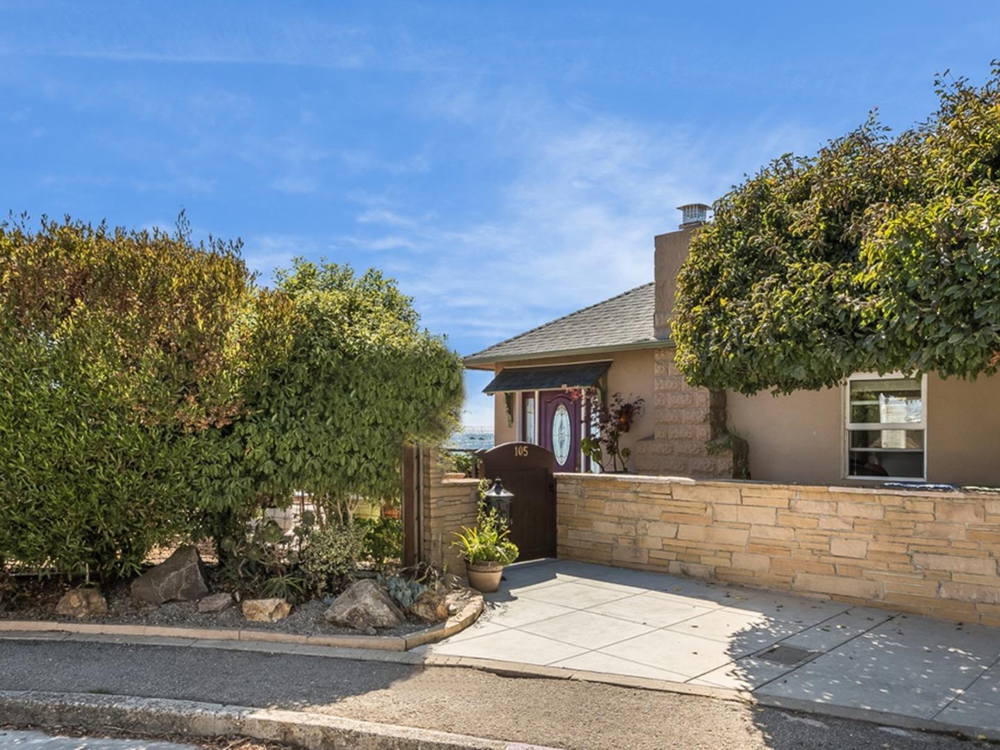 105 Seabright Ave, Santa Cruz, CA 95062 3 Beds 2 Baths (Canceled